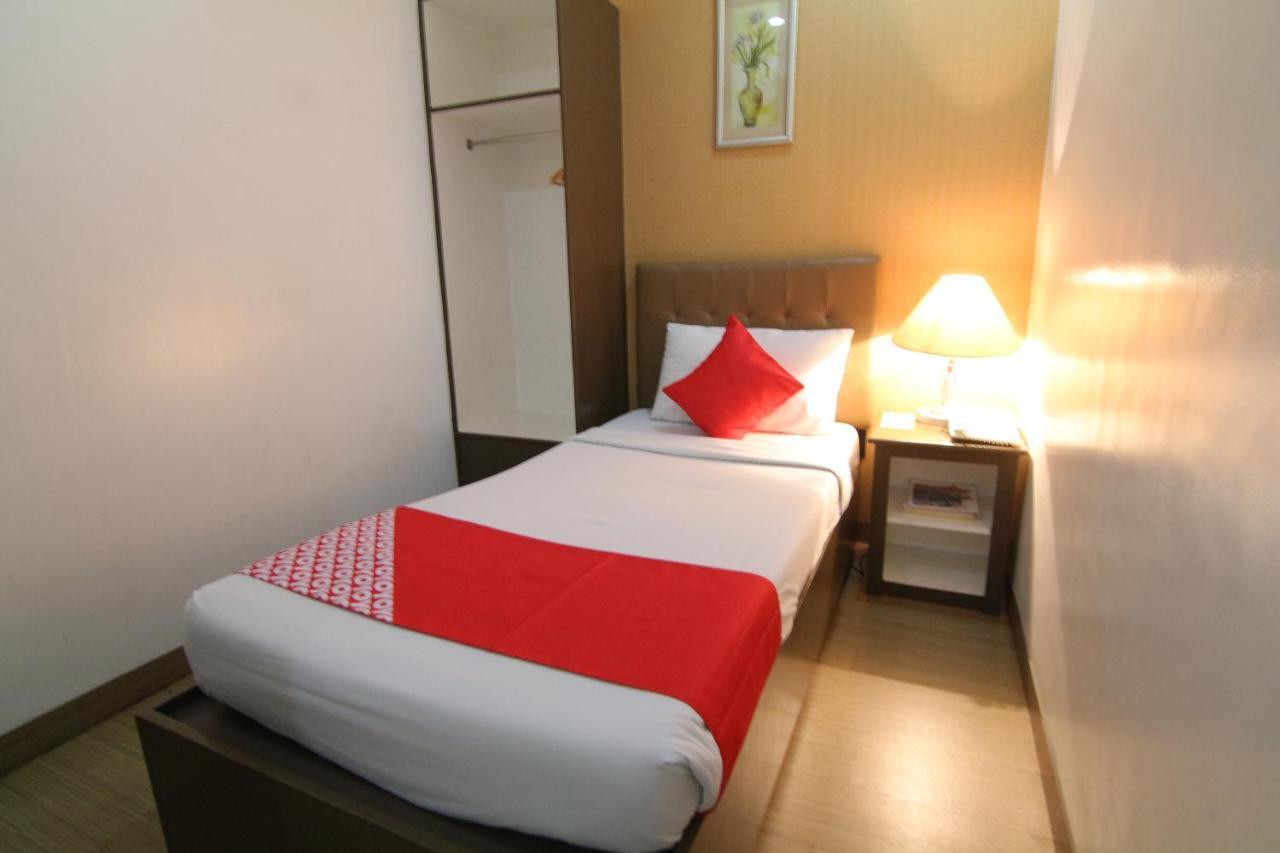Oyo 24H City Hotel Near Makati Medical Center Makati City Ngoại thất bức ảnh